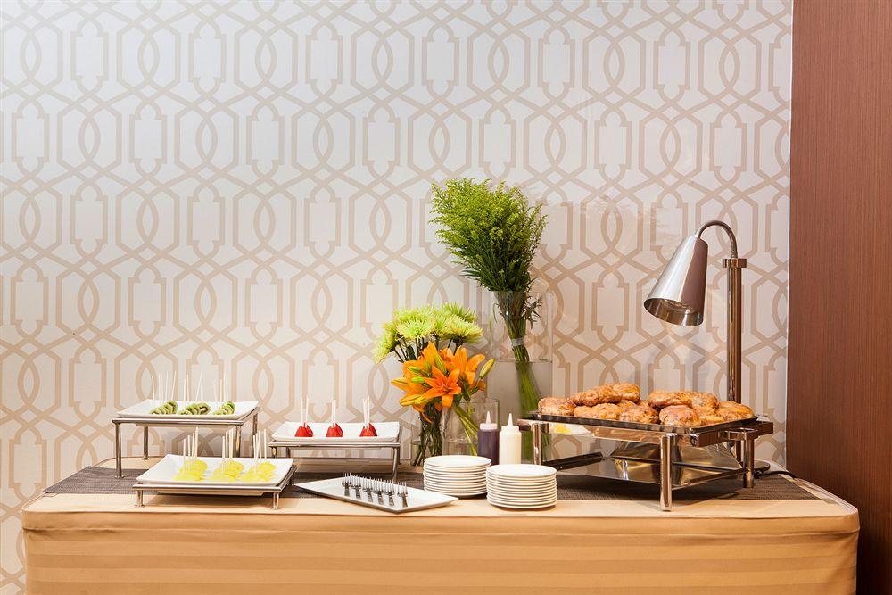 Sheraton Pittsburgh Airport 4* Coraopolis