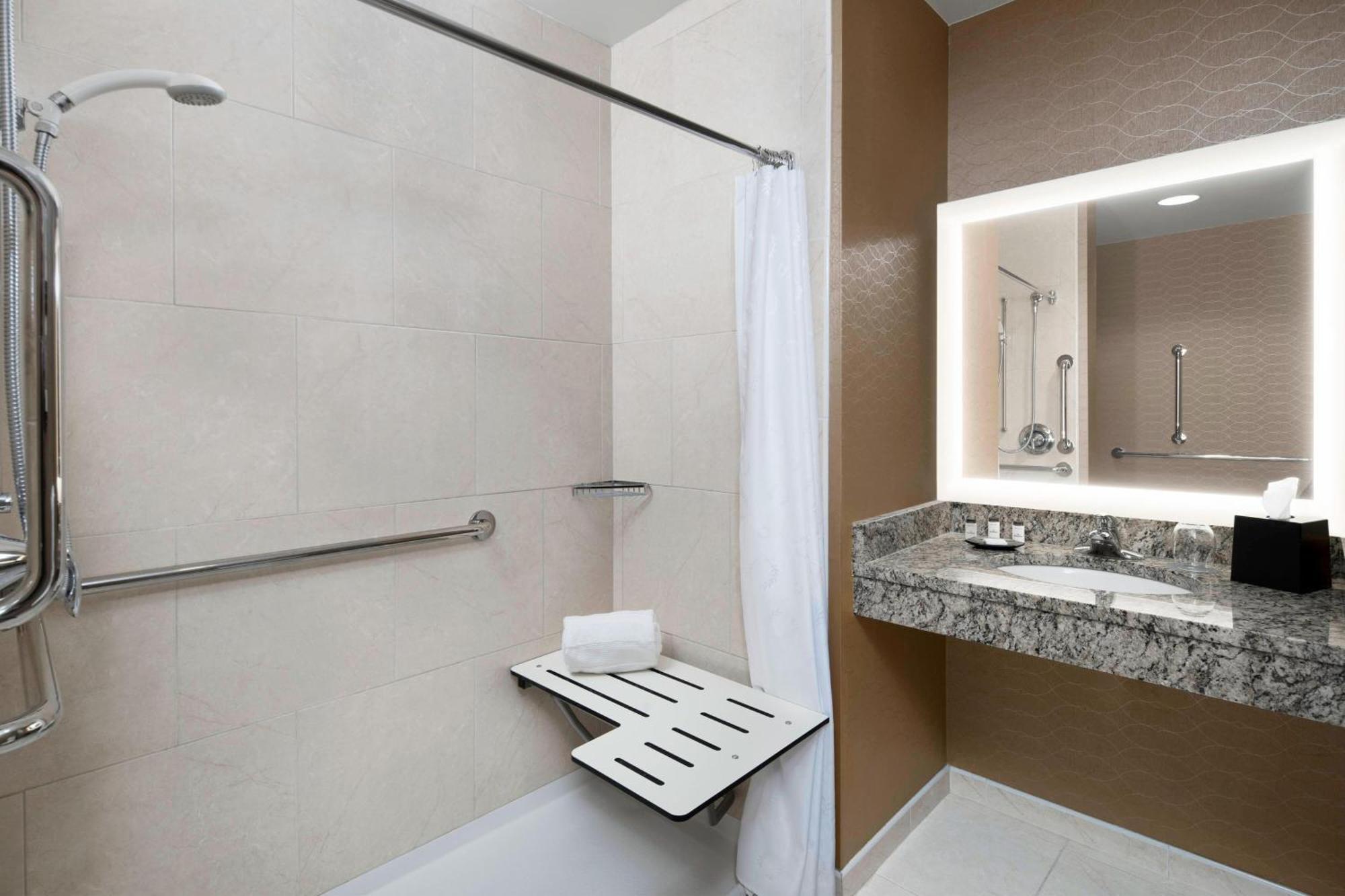 Sheraton Pittsburgh Airport 4* Coraopolis