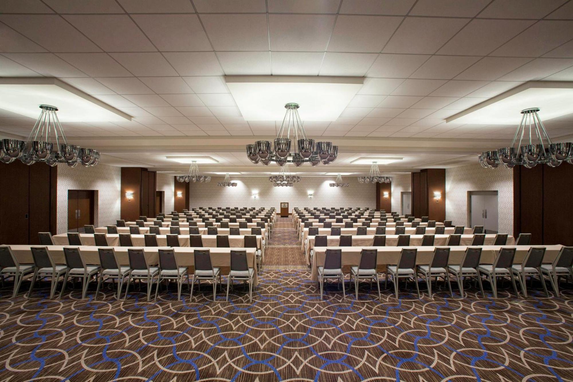 Sheraton Pittsburgh Airport Hotel Coraopolis