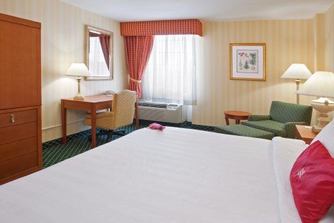 Sheraton Pittsburgh Airport 4* Coraopolis