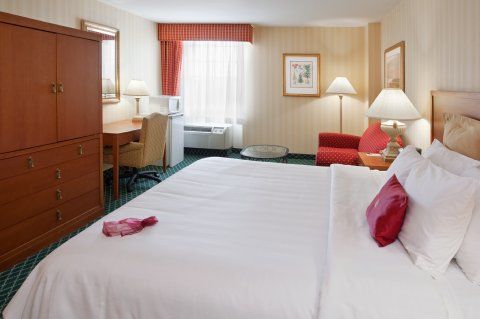 Hotel Sheraton Pittsburgh Airport 4*